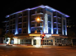 Jephson Hotel & Apartments