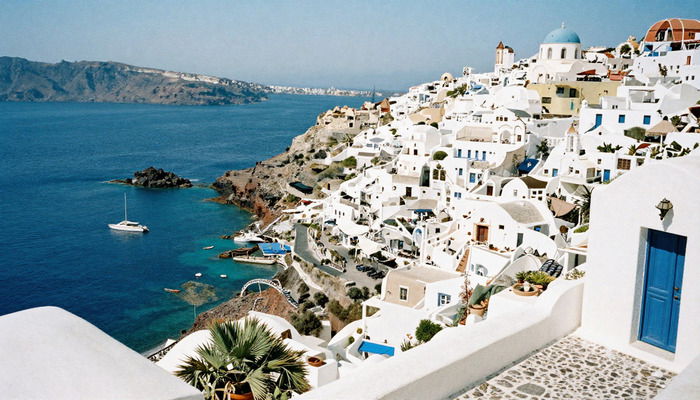 Greece, Mexico, Canada, Spain, Germany, Netherlands, Panama, and More Among the Worldâ€™s Most Hospitable Destinations in 2026 Traveller Review Awards