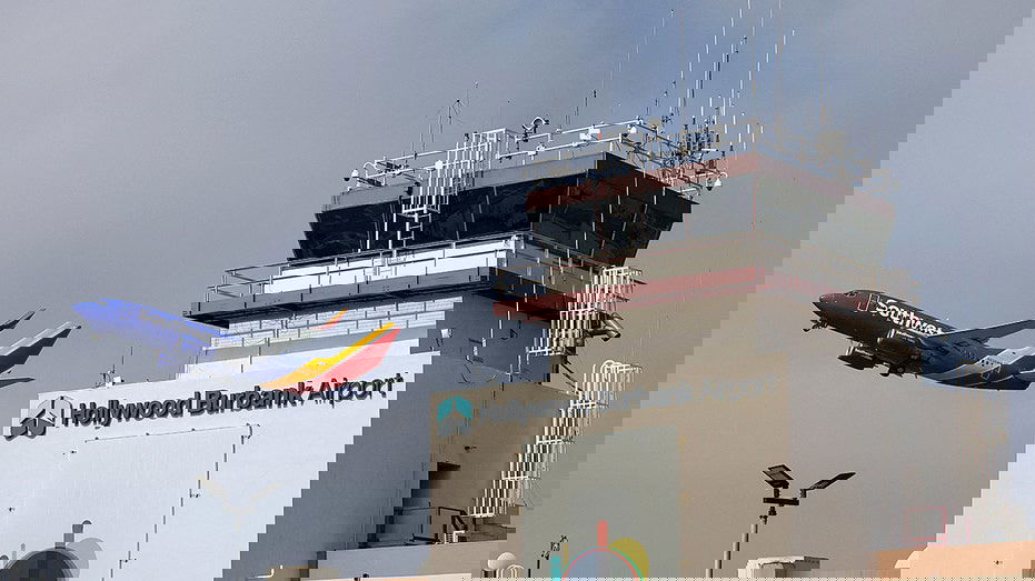 Hollywood airport favored by celebrities could be site of next plane disaster: officials