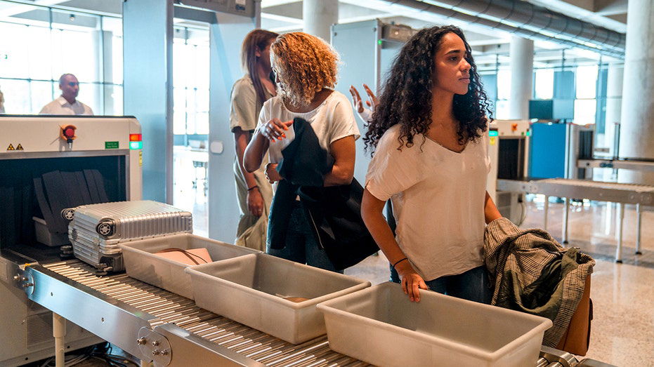 Risky 'airport theory' has travelers cutting arrival time for flights 'way too close,' says expert