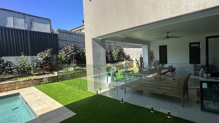 BAY BREEZE FRAMELESS GLASS