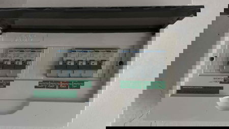 BOMBERS THOMPSON ELECTRICS - Jacob Thompson