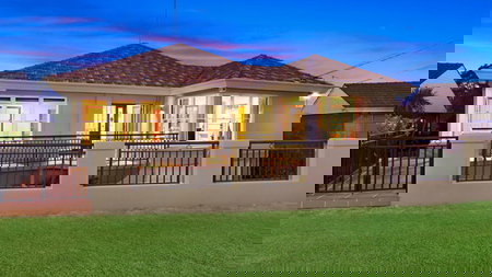 AUSGHAN PAINTING  DECORATING PTY LTD - Musa Bayani